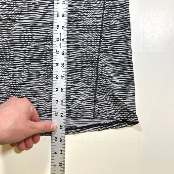 Athleta Racer Back‎ Tank Top Womens Small Gray - Picture 7 of 8